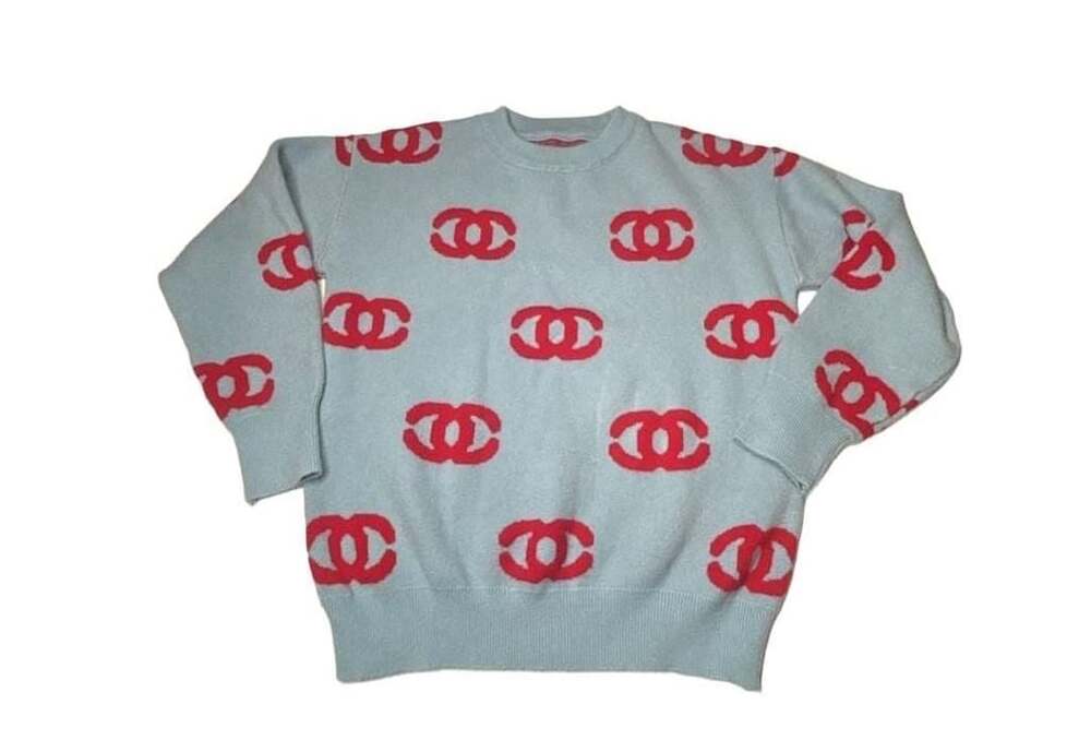 CC Logo Pullover Sweater Size 38 Light Blue Red Cashmere